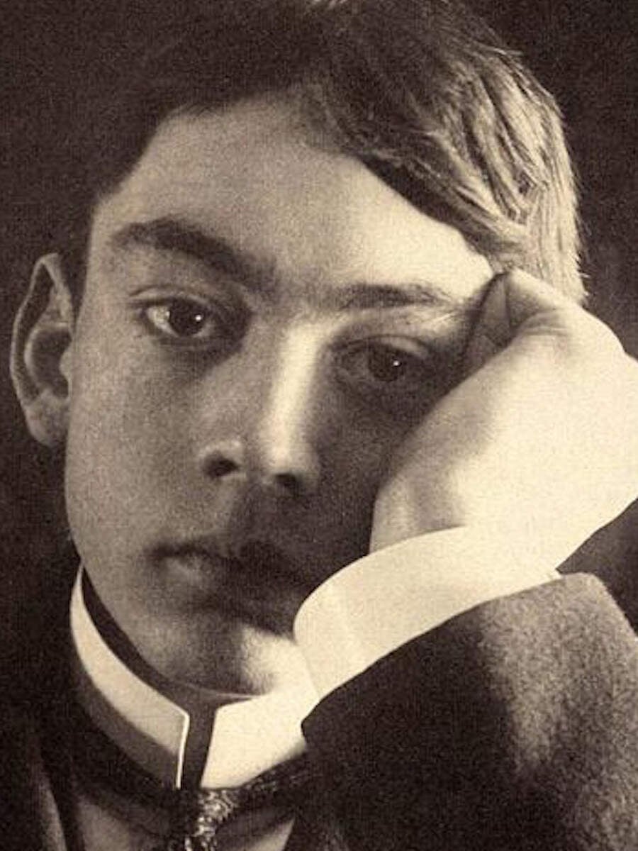 Kahlil Gibran - Inspirational Quote Author